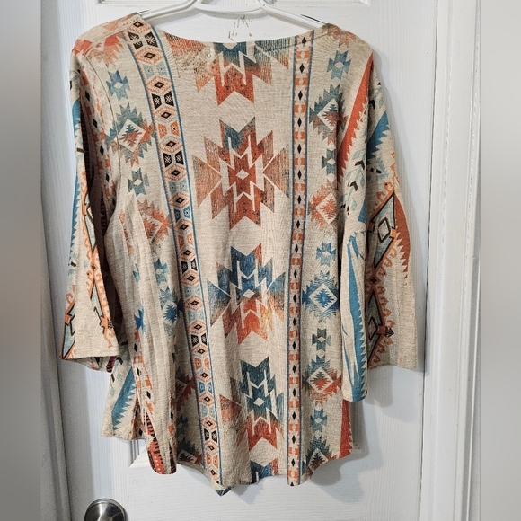 Oragami Boho Chic Patterned Top - Picture 4 of 5